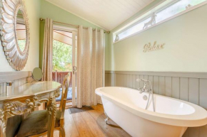 Juliet Lodge